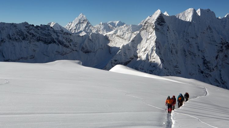isalnd peak from chhukung